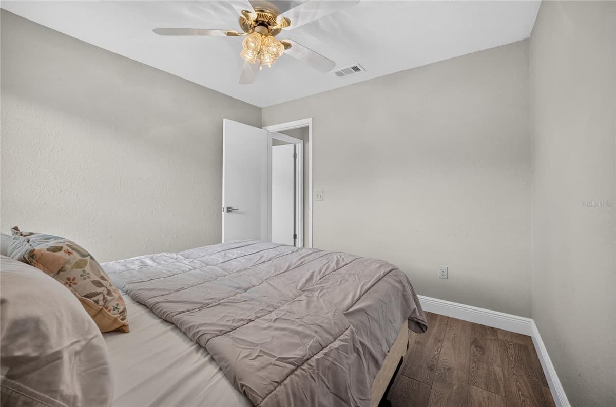 2495 TIPTON DRIVE — photo 25 of 40