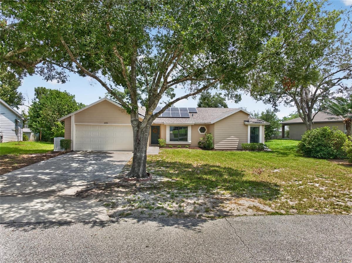 2495 TIPTON DRIVE — photo 3 of 40