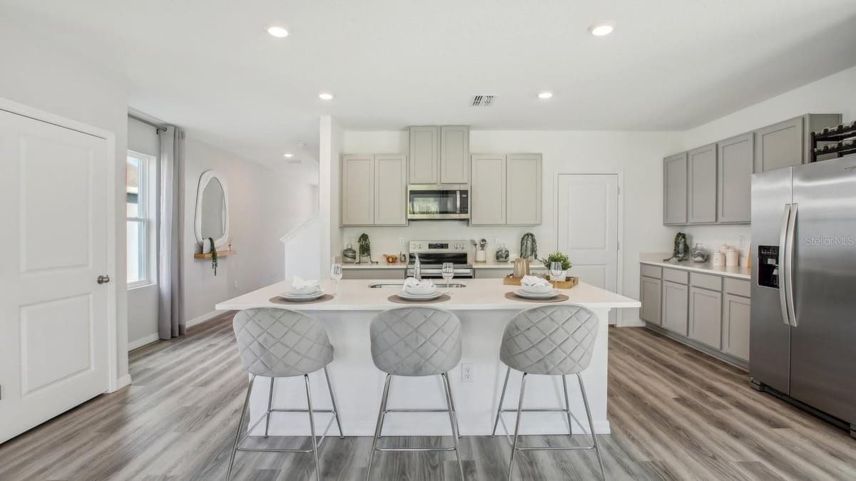13299 CASTLE PEAK CIRCLE — photo 14 of 36