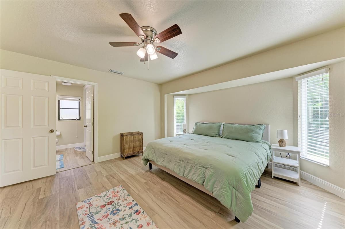 13088 PROCTOR AVENUE — photo 14 of 42
