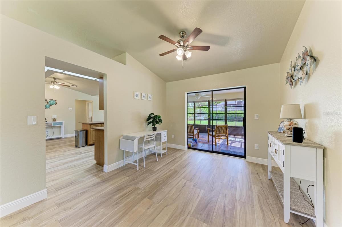 13088 PROCTOR AVENUE — photo 11 of 42