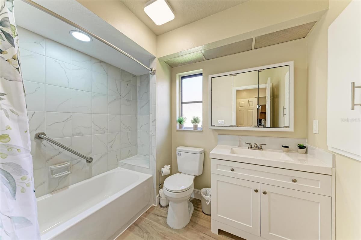 13088 PROCTOR AVENUE — photo 31 of 42