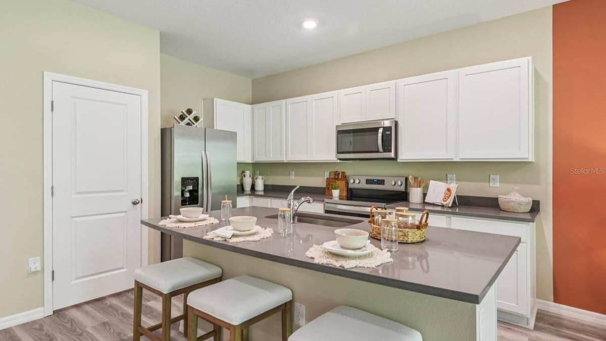17322 SPANISH OAK LOOP — photo 13 of 33