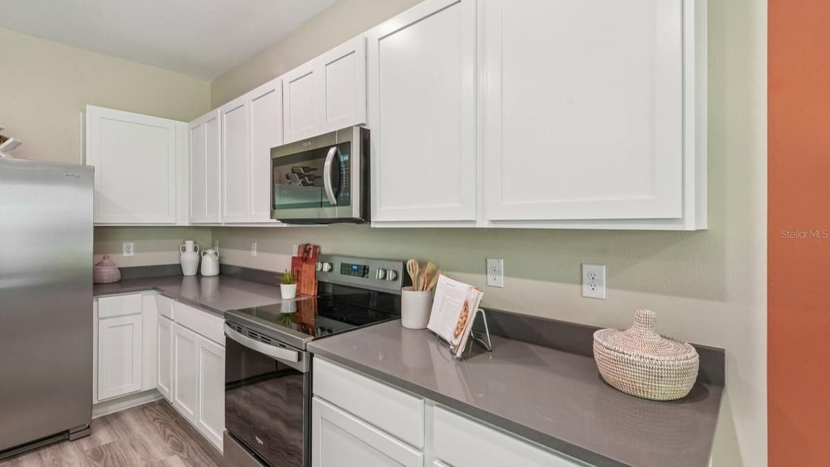 17322 SPANISH OAK LOOP — photo 14 of 33