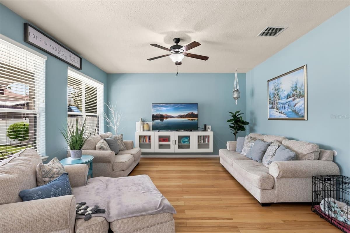 4051 KNOTT DRIVE — photo 16 of 54
