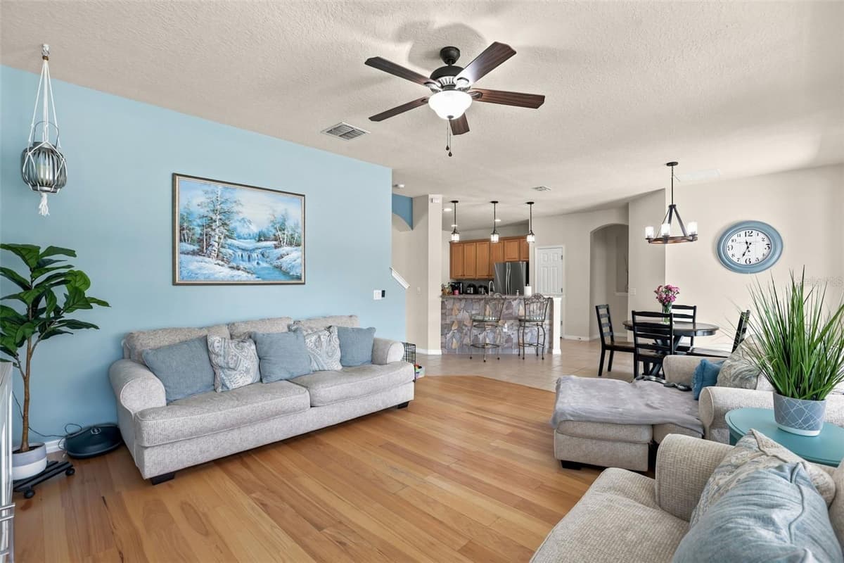 4051 KNOTT DRIVE — photo 15 of 54