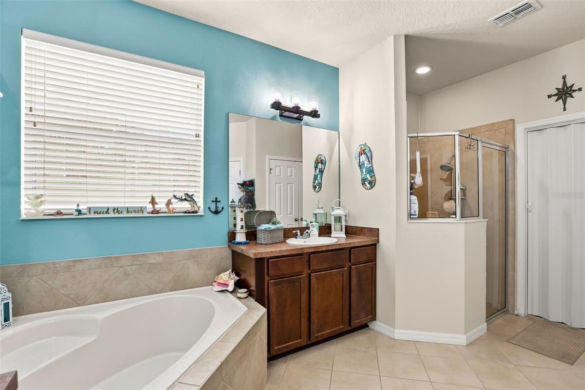 4051 KNOTT DRIVE — photo 25 of 54
