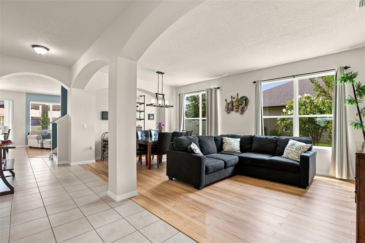 4051 KNOTT DRIVE — photo 9 of 54