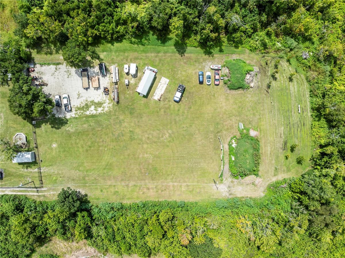 10710 BILL TUCKER ROAD — photo 72 of 81
