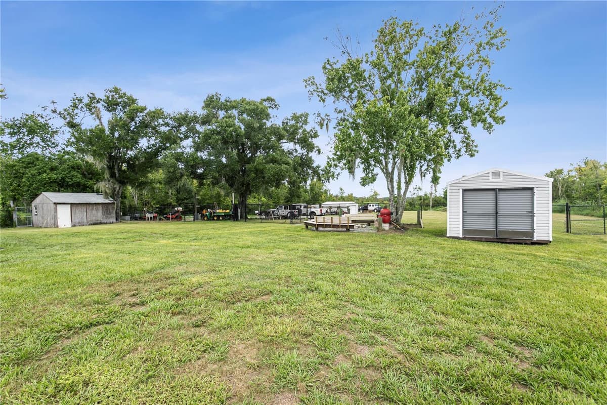 10710 BILL TUCKER ROAD — photo 37 of 81