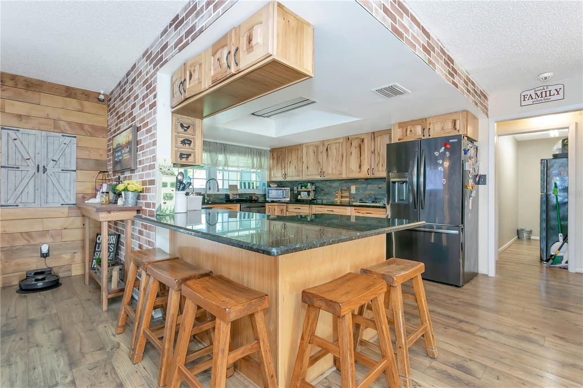 10710 BILL TUCKER ROAD — photo 28 of 81