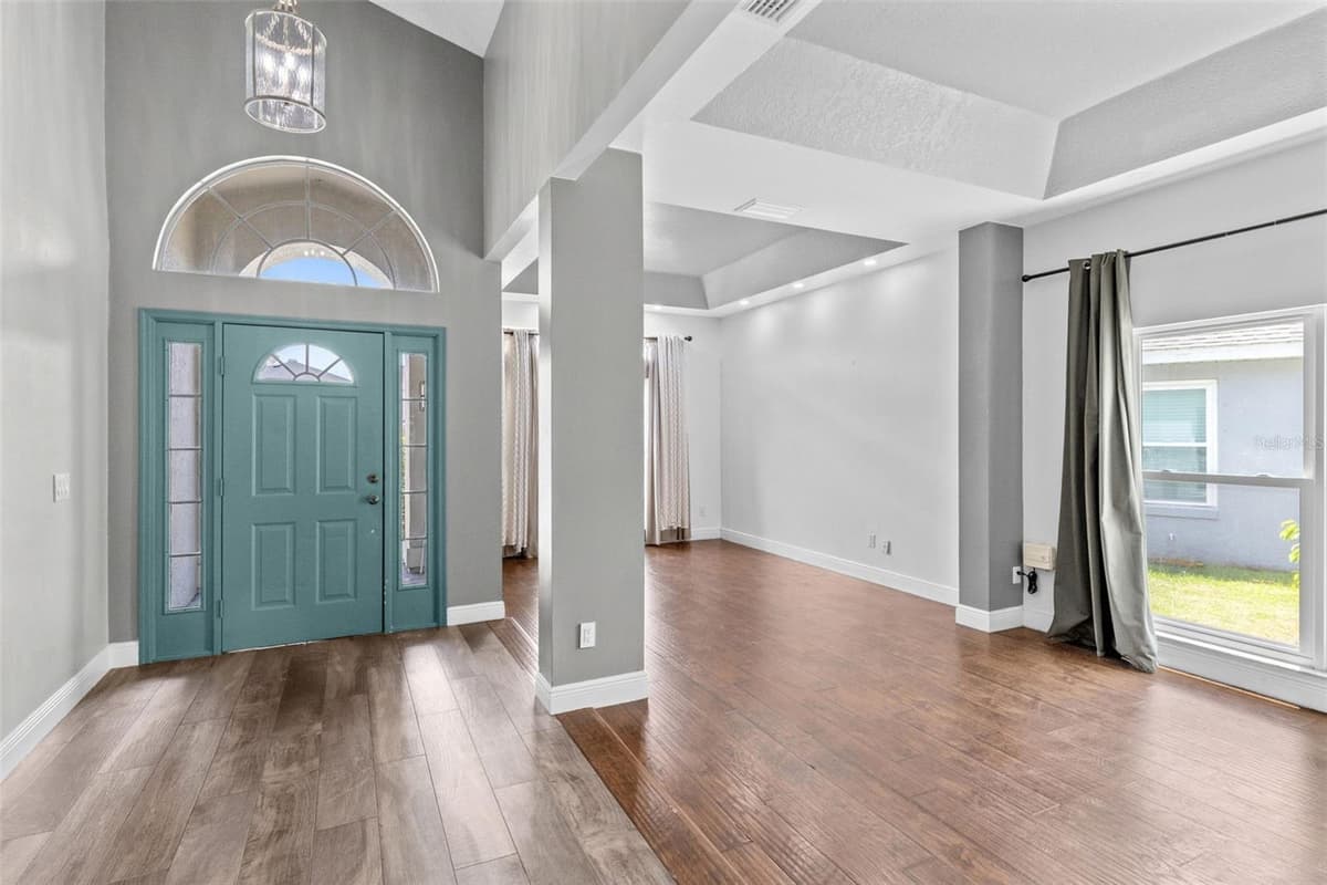 12212 HOLLY JANE COURT — photo 3 of 47
