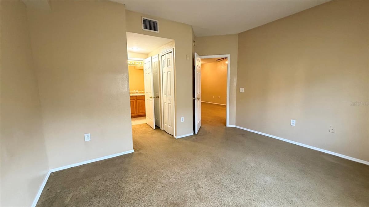 9523 GROVEDALE CIRCLE — photo 29 of 67