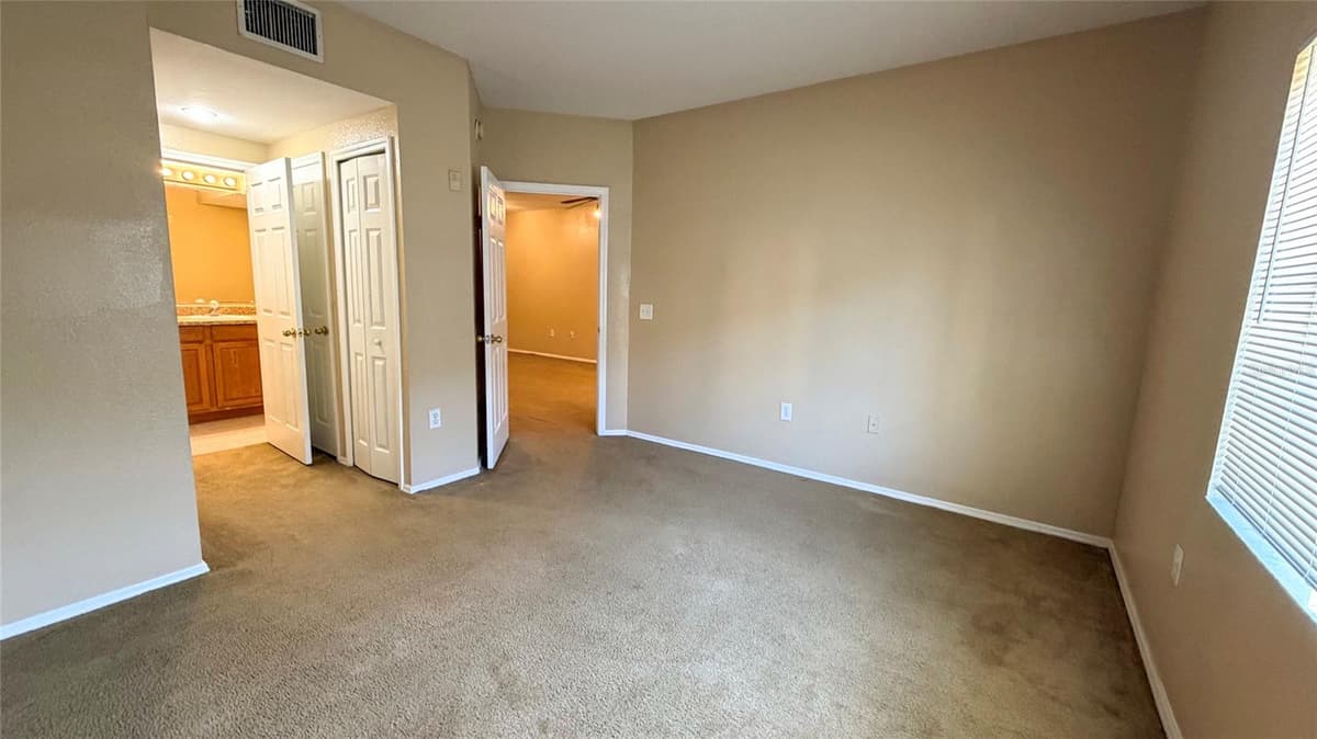 9523 GROVEDALE CIRCLE — photo 30 of 67