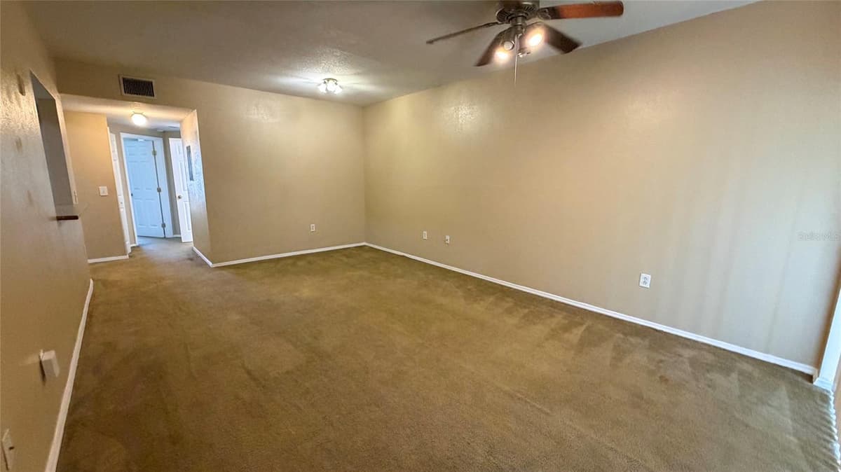 9523 GROVEDALE CIRCLE — photo 40 of 67