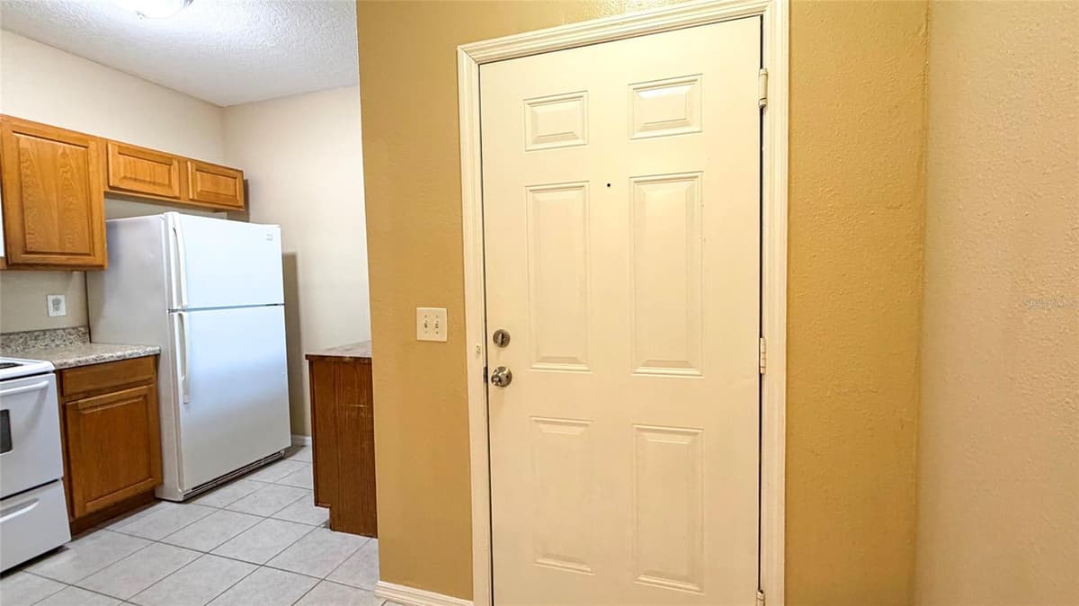 9523 GROVEDALE CIRCLE — photo 19 of 67