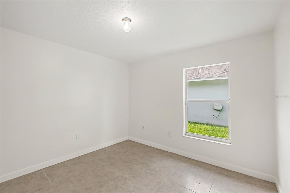 10324 SUMMERVIEW CIRCLE — photo 19 of 29