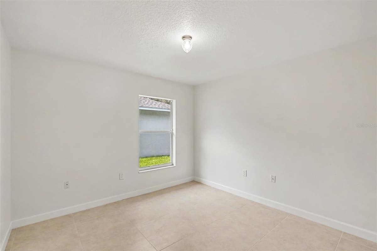 10324 SUMMERVIEW CIRCLE — photo 18 of 29