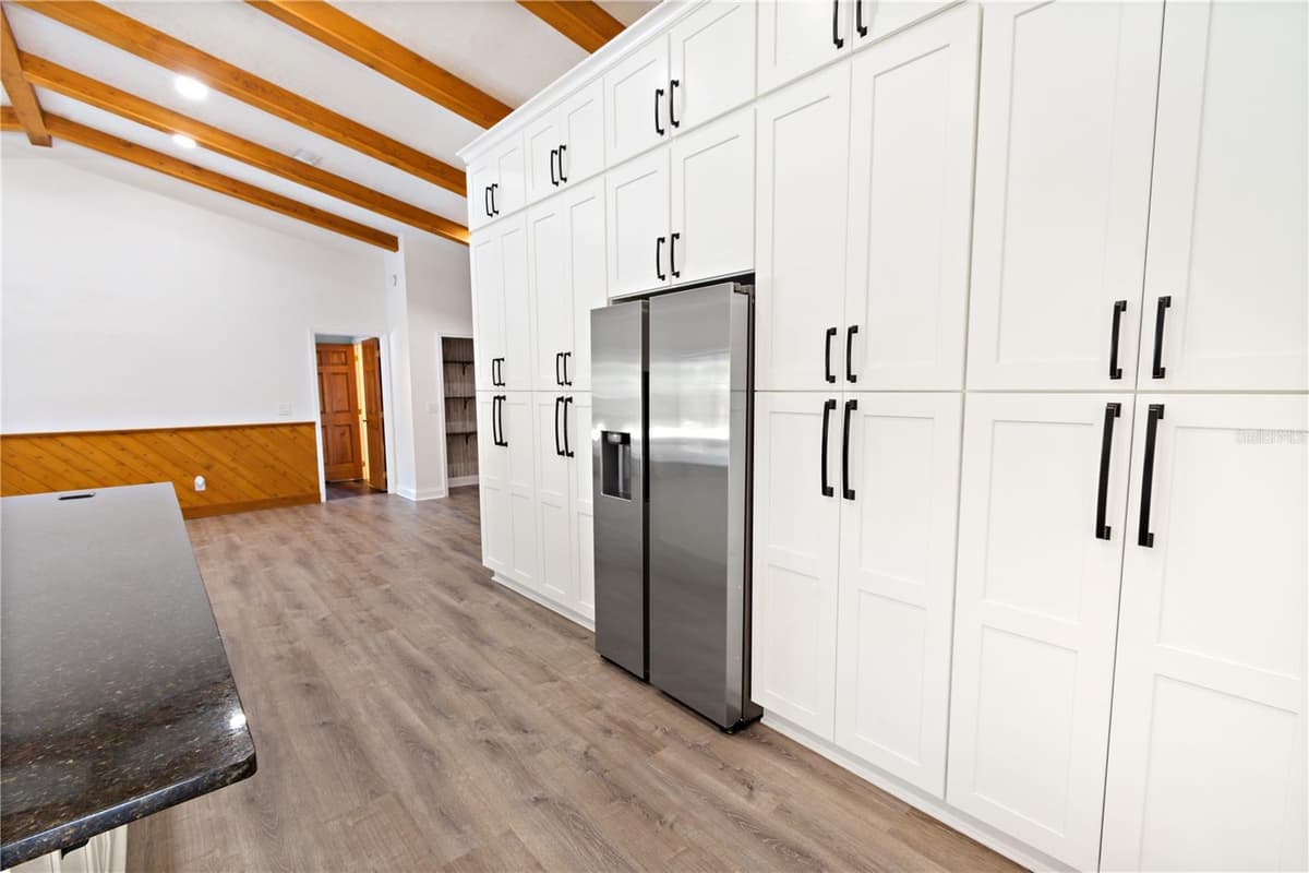 280 SANTA ROSA DRIVE — photo 9 of 44