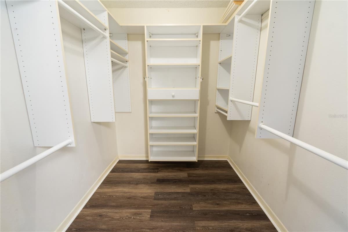 280 SANTA ROSA DRIVE — photo 18 of 44
