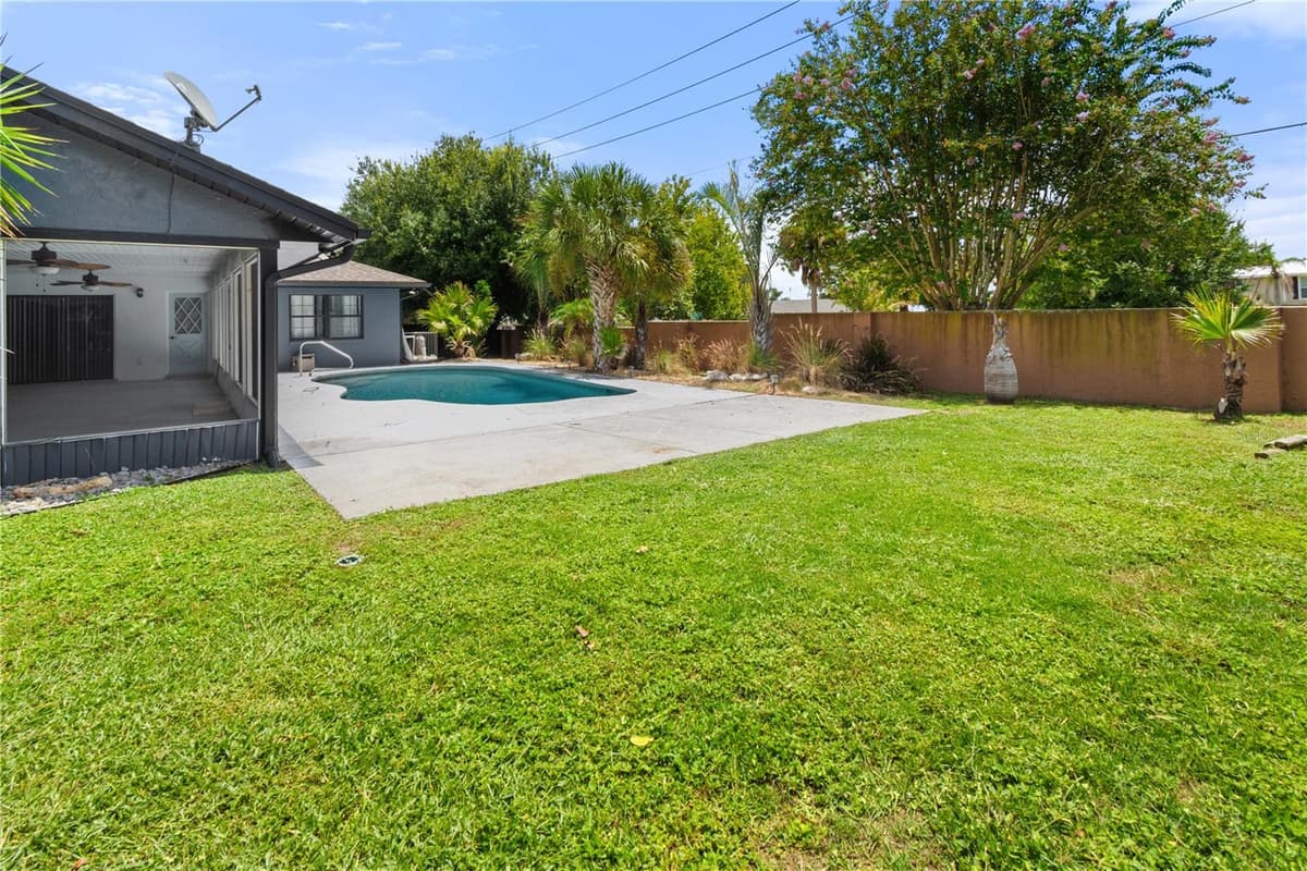 280 SANTA ROSA DRIVE — photo 30 of 44