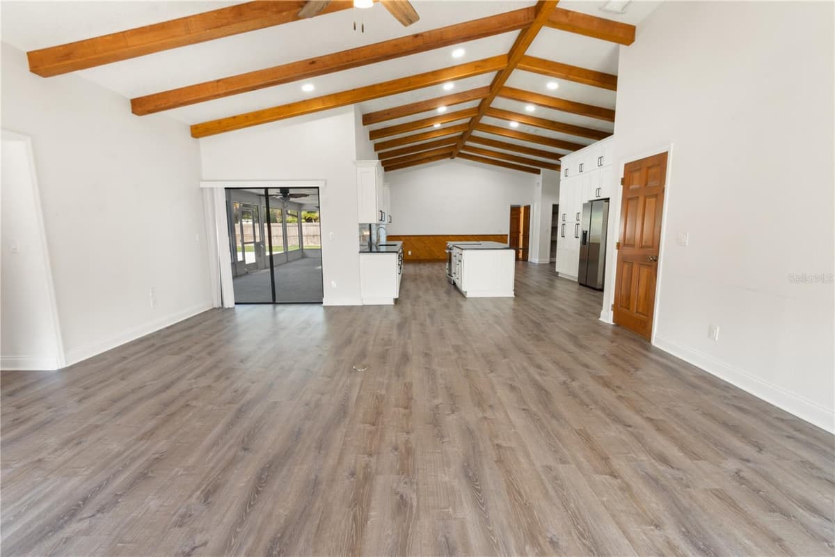 280 SANTA ROSA DRIVE — photo 12 of 44