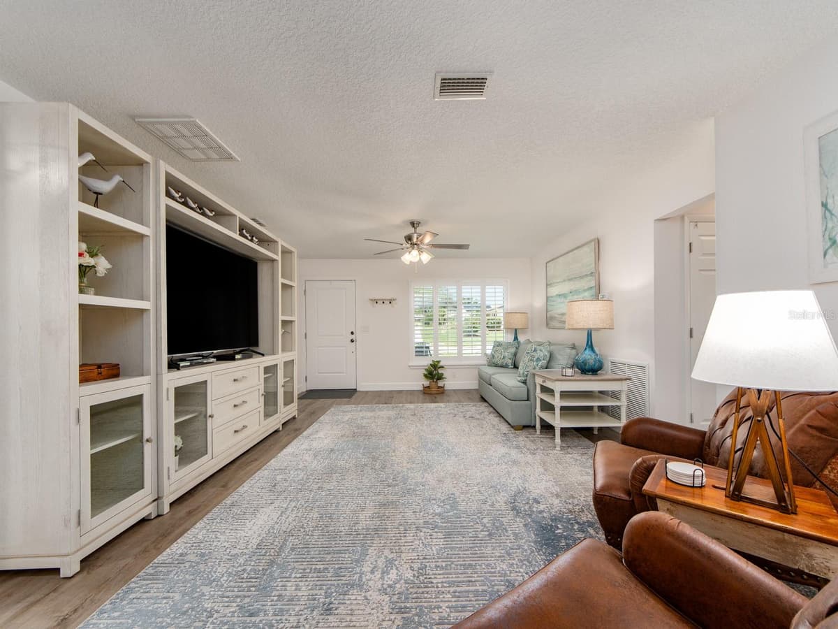 1207 TIMBERBROOKE DRIVE — photo 9 of 42