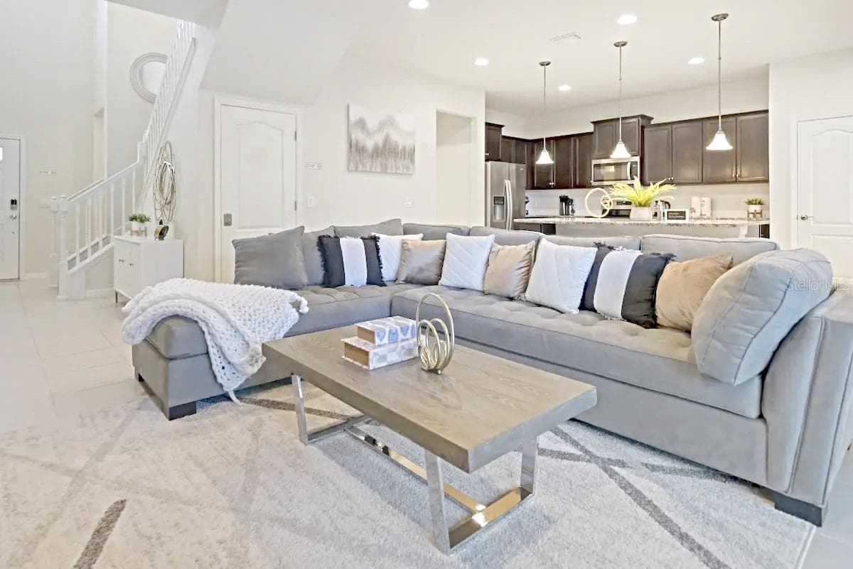 8896 BENGAL COURT — photo 5 of 26