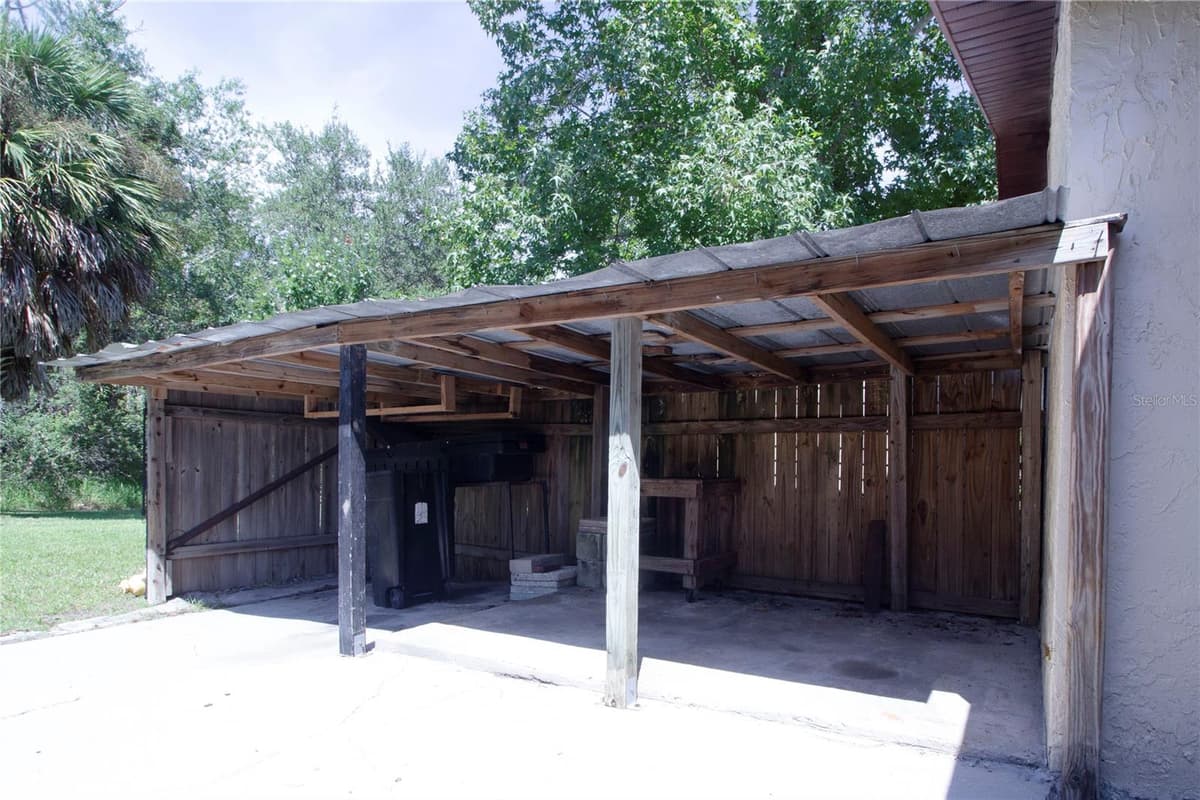 8609 HORIZON LANE — photo 33 of 41
