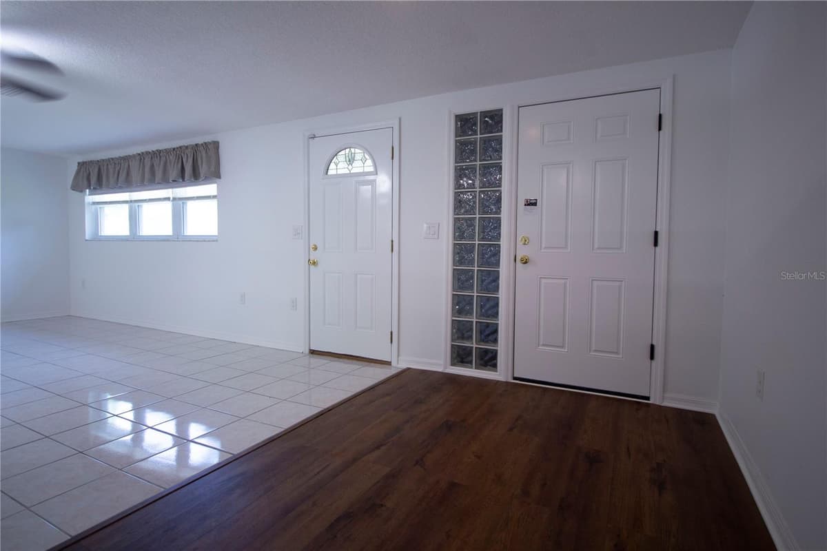 8609 HORIZON LANE — photo 7 of 41