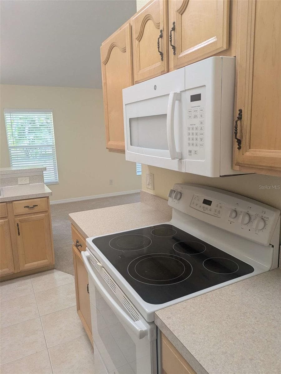 3664 MADAGASCAR AVENUE — photo 11 of 40