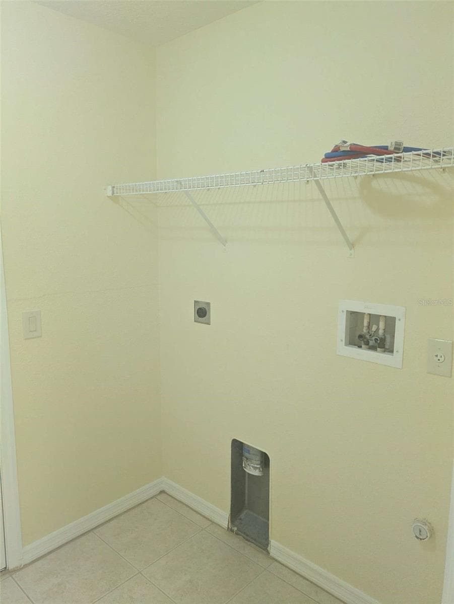 3664 MADAGASCAR AVENUE — photo 29 of 40