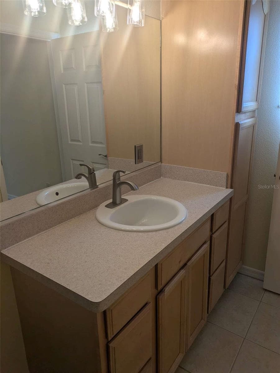 3664 MADAGASCAR AVENUE — photo 15 of 40