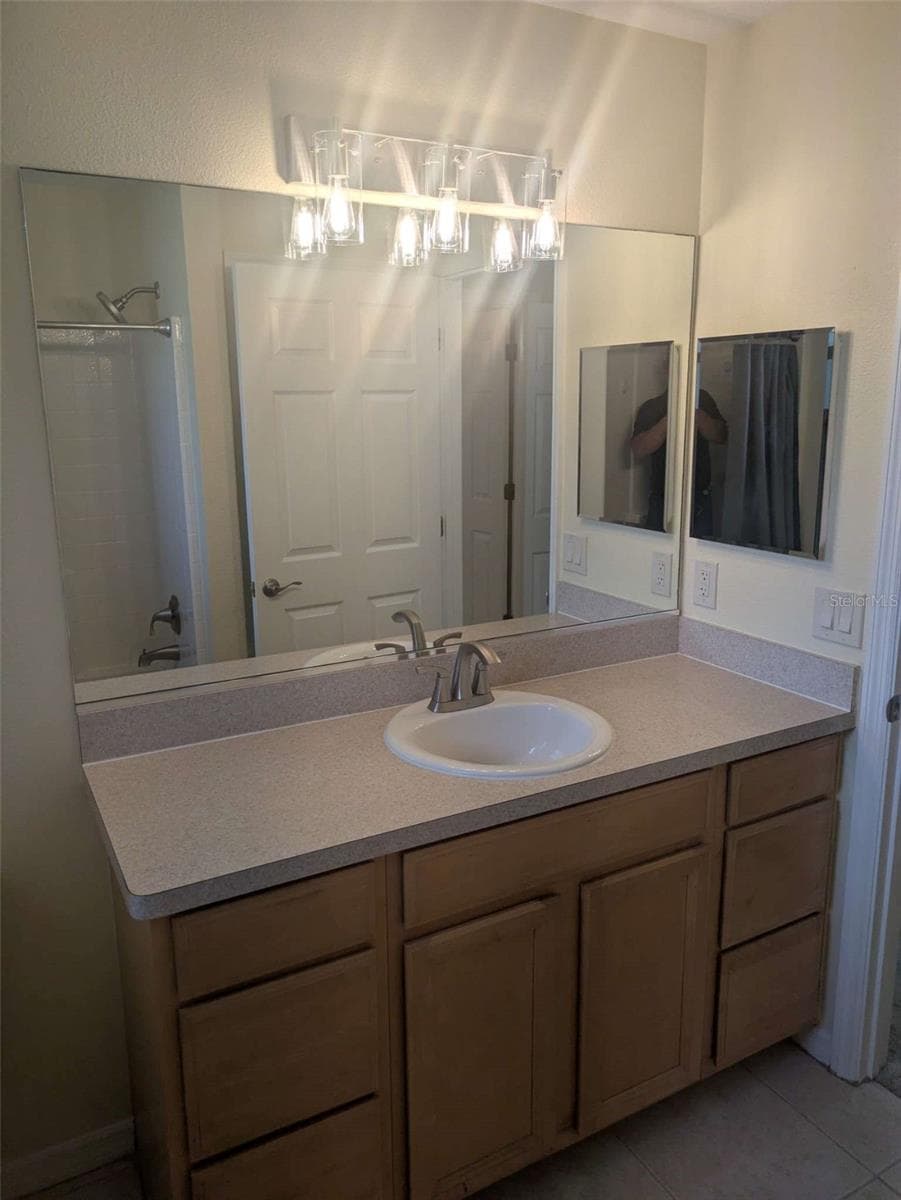 3664 MADAGASCAR AVENUE — photo 24 of 40