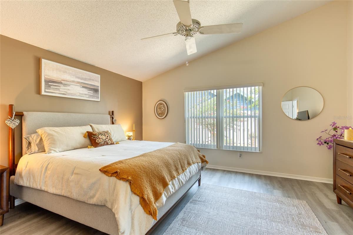 982 BREEZEMONT COURT — photo 37 of 69