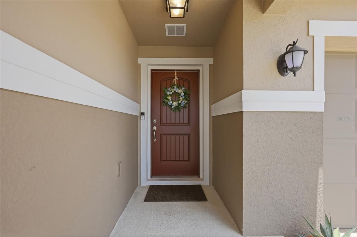 2328 CARRIAGE POINTE LOOP — photo 8 of 31