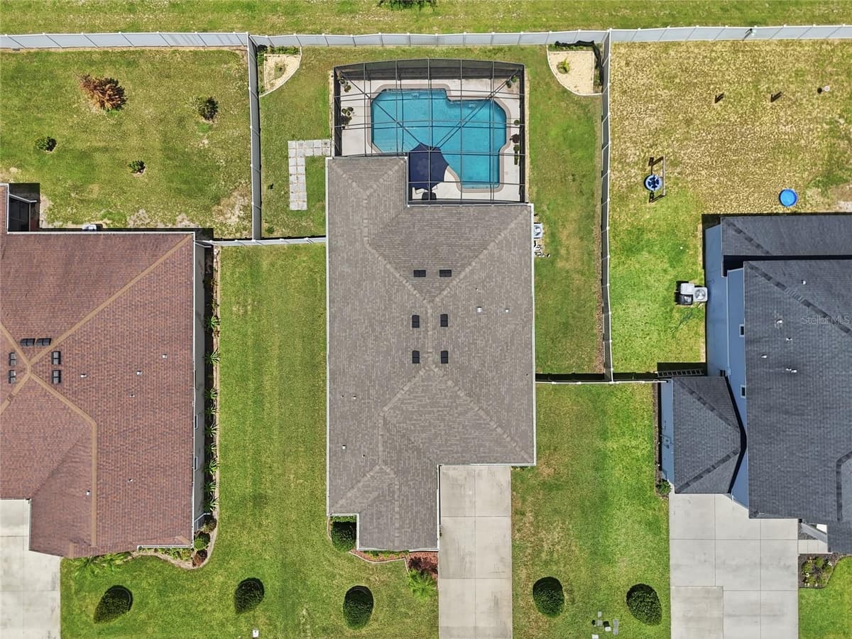2328 CARRIAGE POINTE LOOP — photo 4 of 31