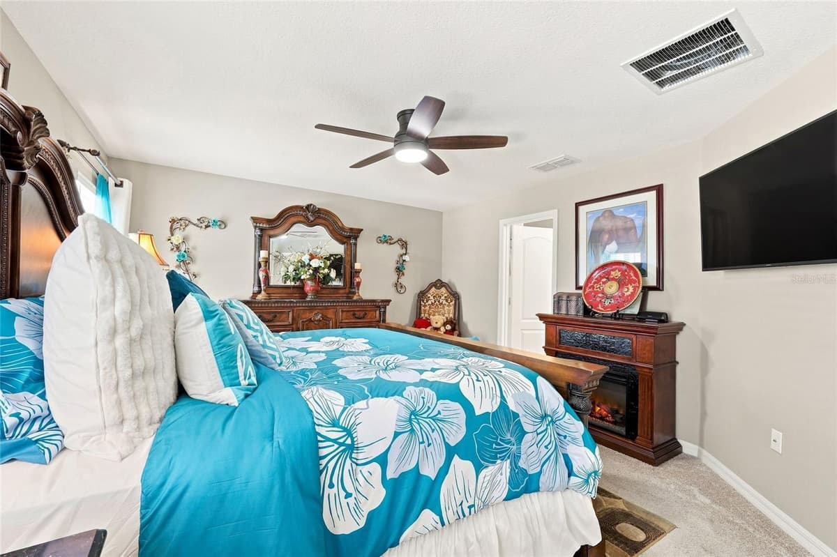 2328 CARRIAGE POINTE LOOP — photo 21 of 31