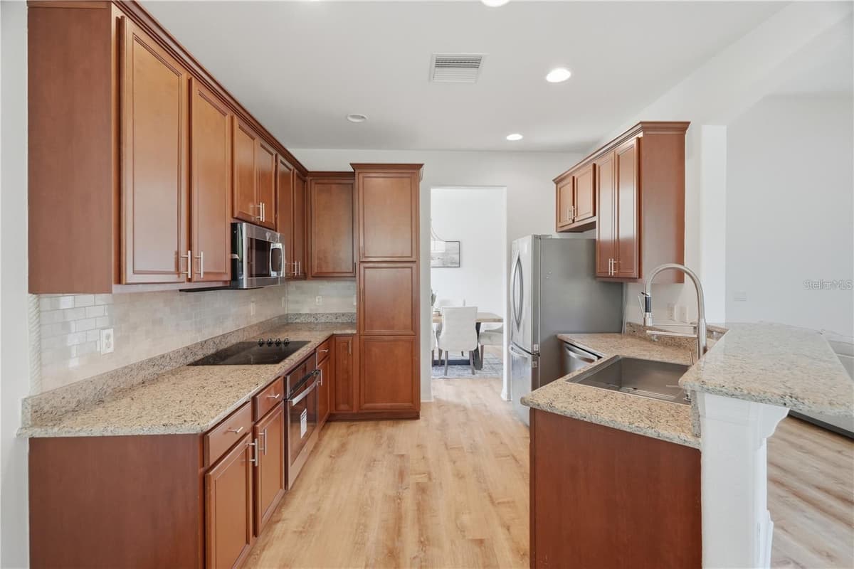 27325 MISTFLOWER DRIVE — photo 16 of 48