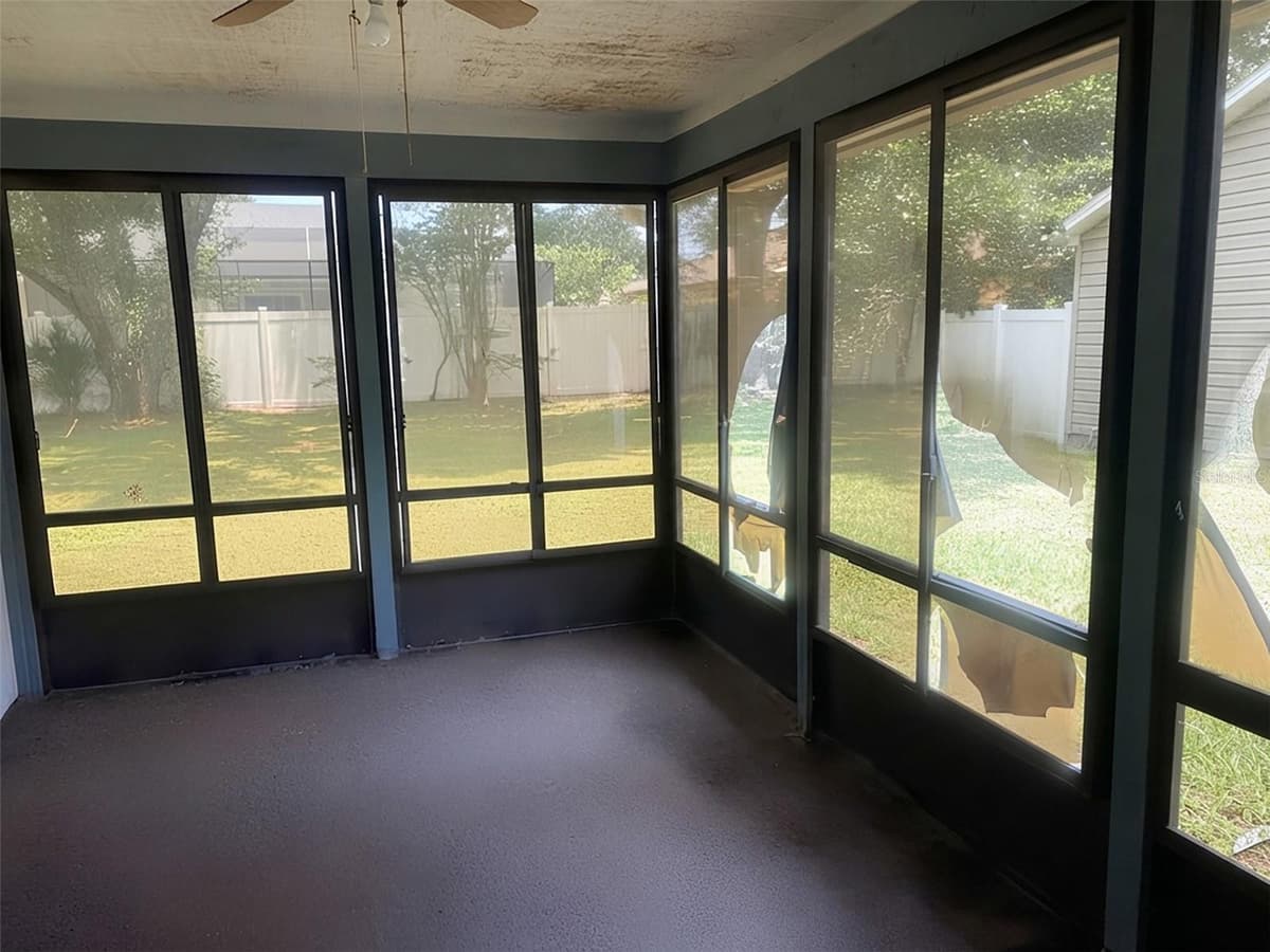 20 WOODBURY DRIVE — photo 12 of 17