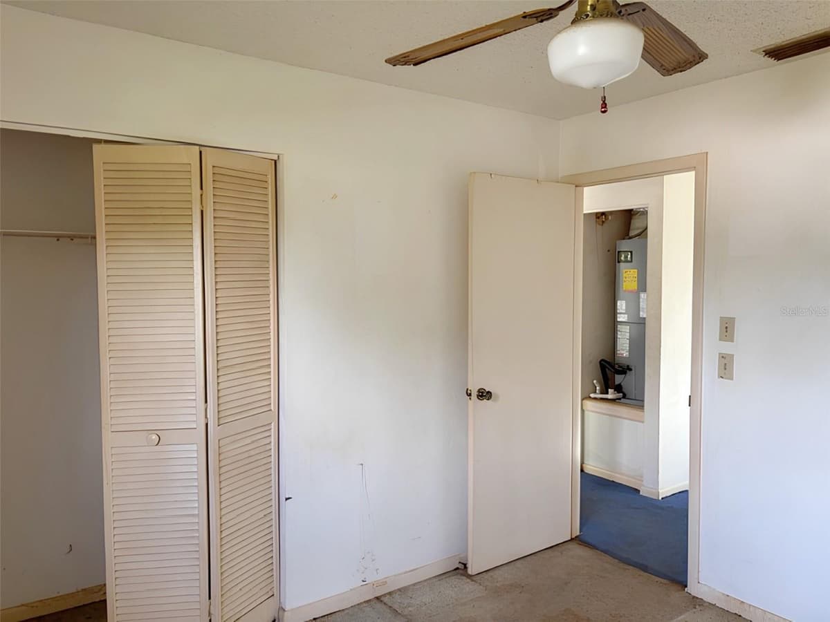 20 WOODBURY DRIVE — photo 14 of 17