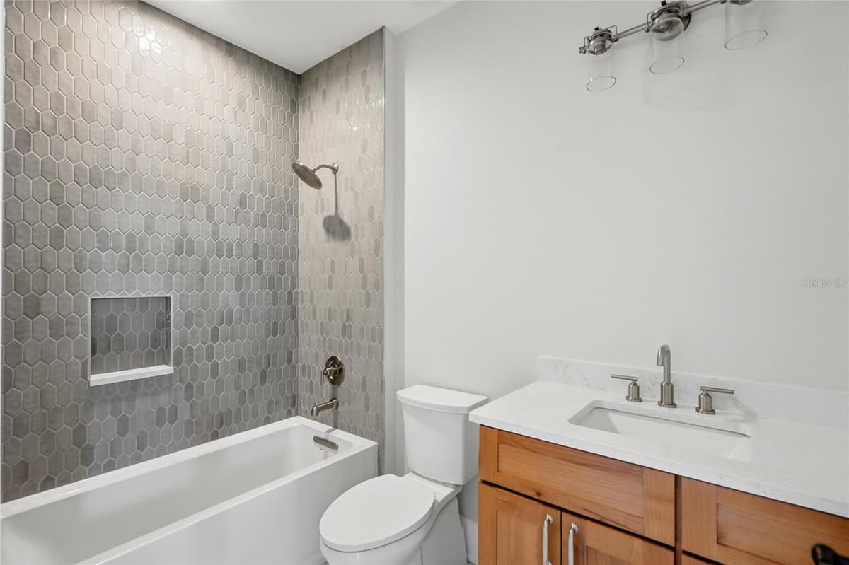 2540 1ST AVENUE — photo 36 of 55
