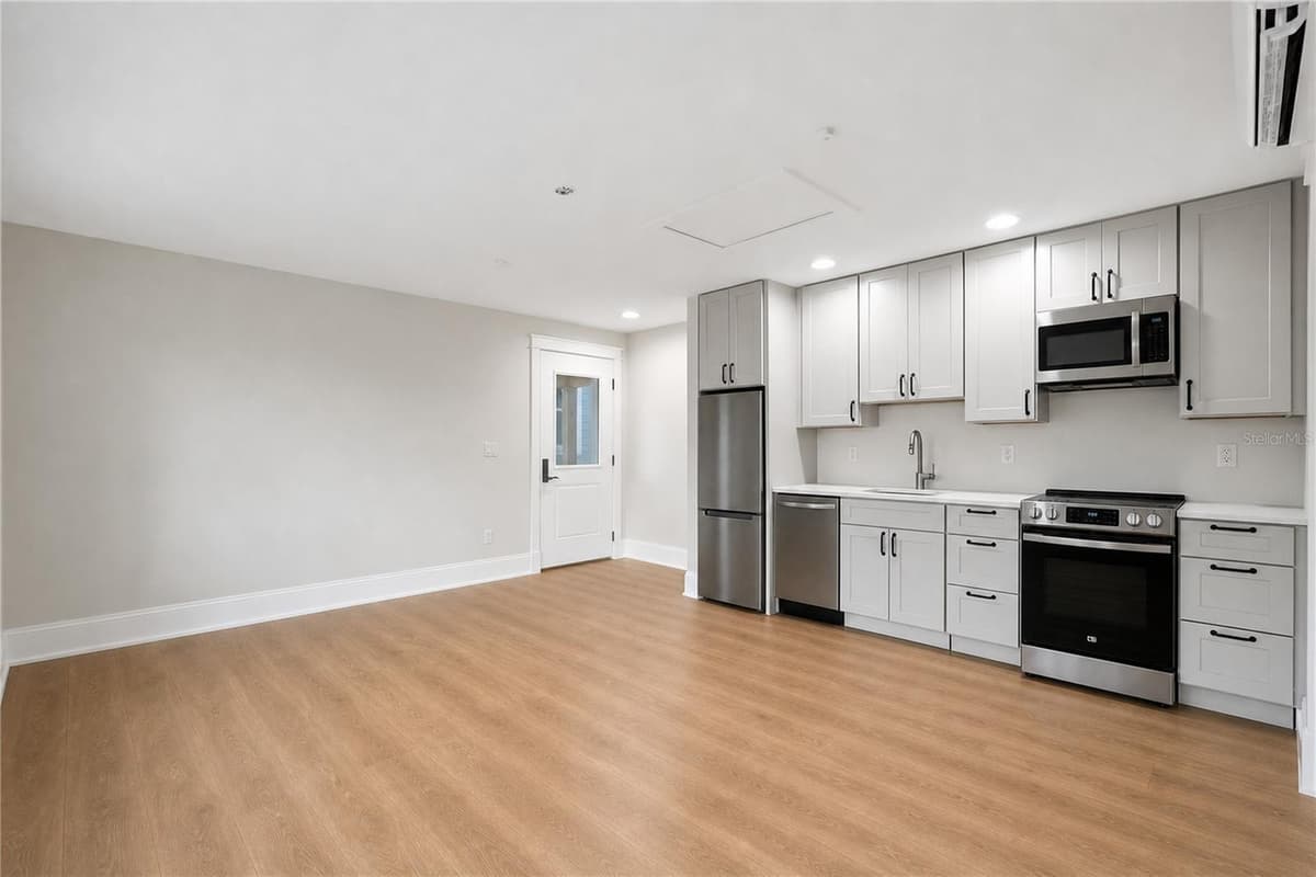 2540 1ST AVENUE — photo 40 of 55