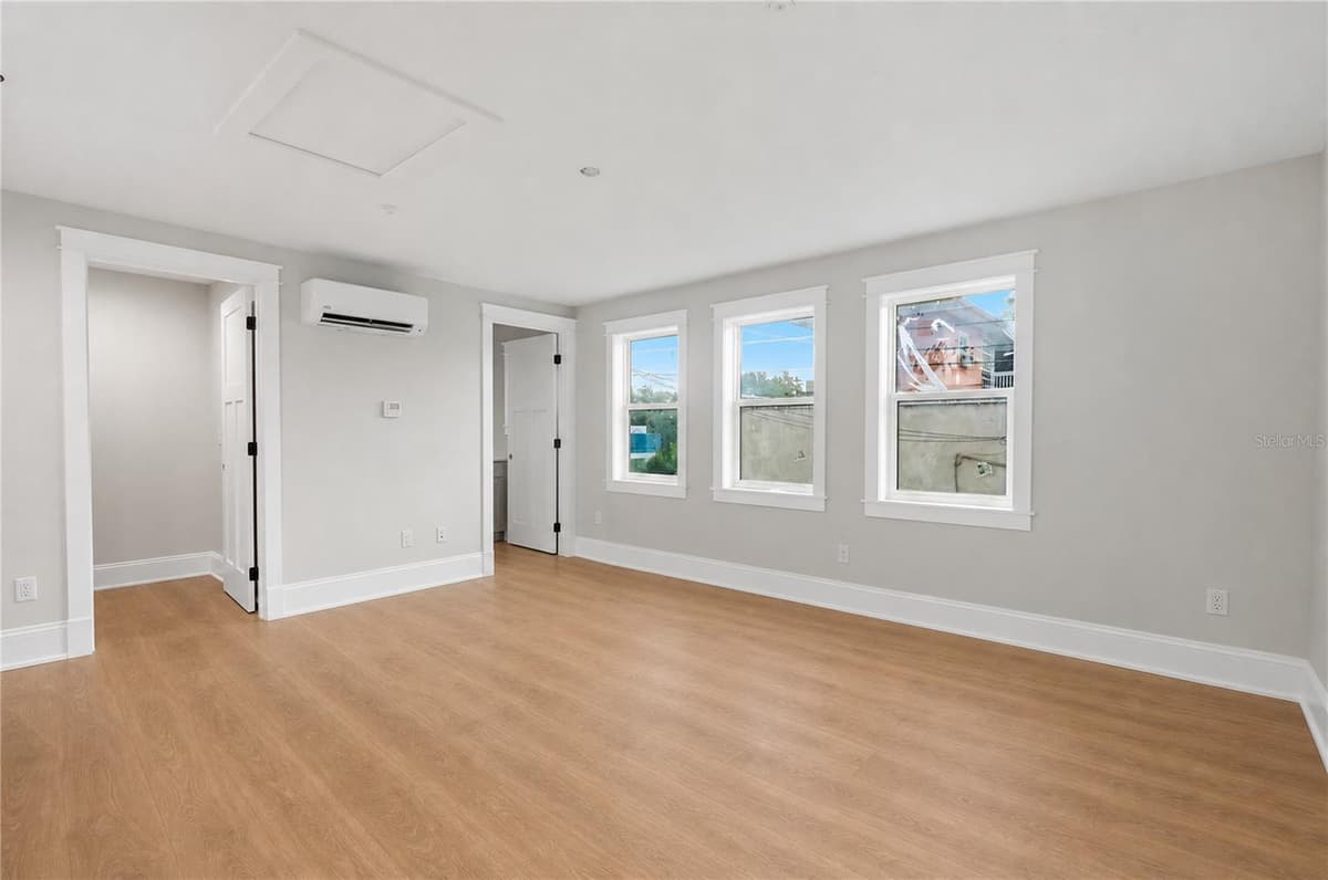 2540 1ST AVENUE — photo 38 of 55