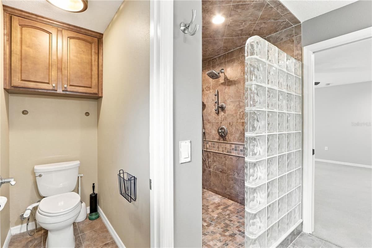 2810 MURCOTT STREET — photo 23 of 41