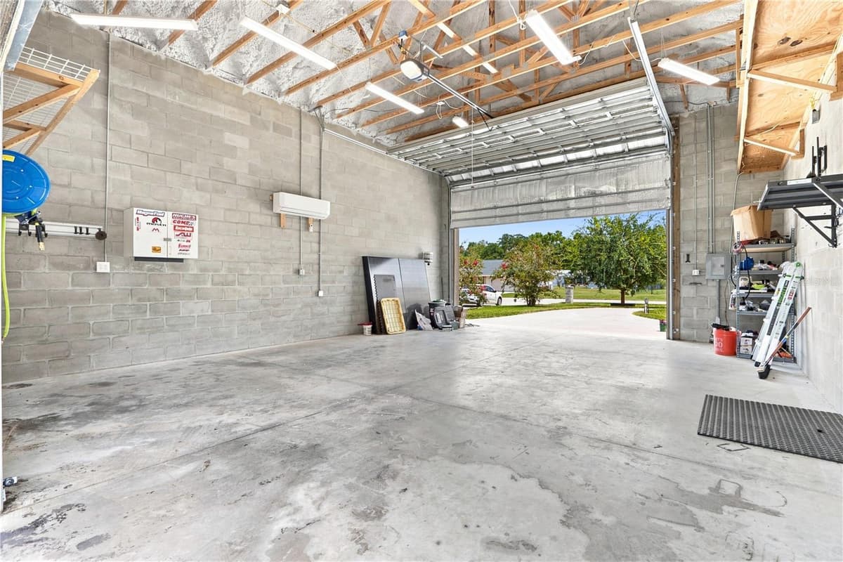 2810 MURCOTT STREET — photo 31 of 41