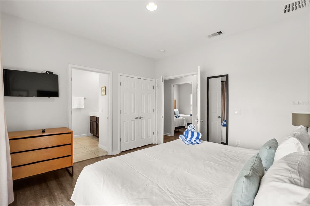 2702 CORVETTE LANE — photo 17 of 31