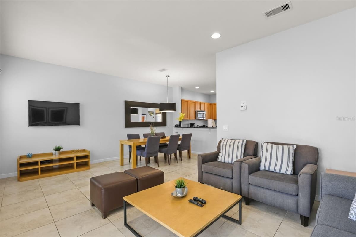 2702 CORVETTE LANE — photo 6 of 31