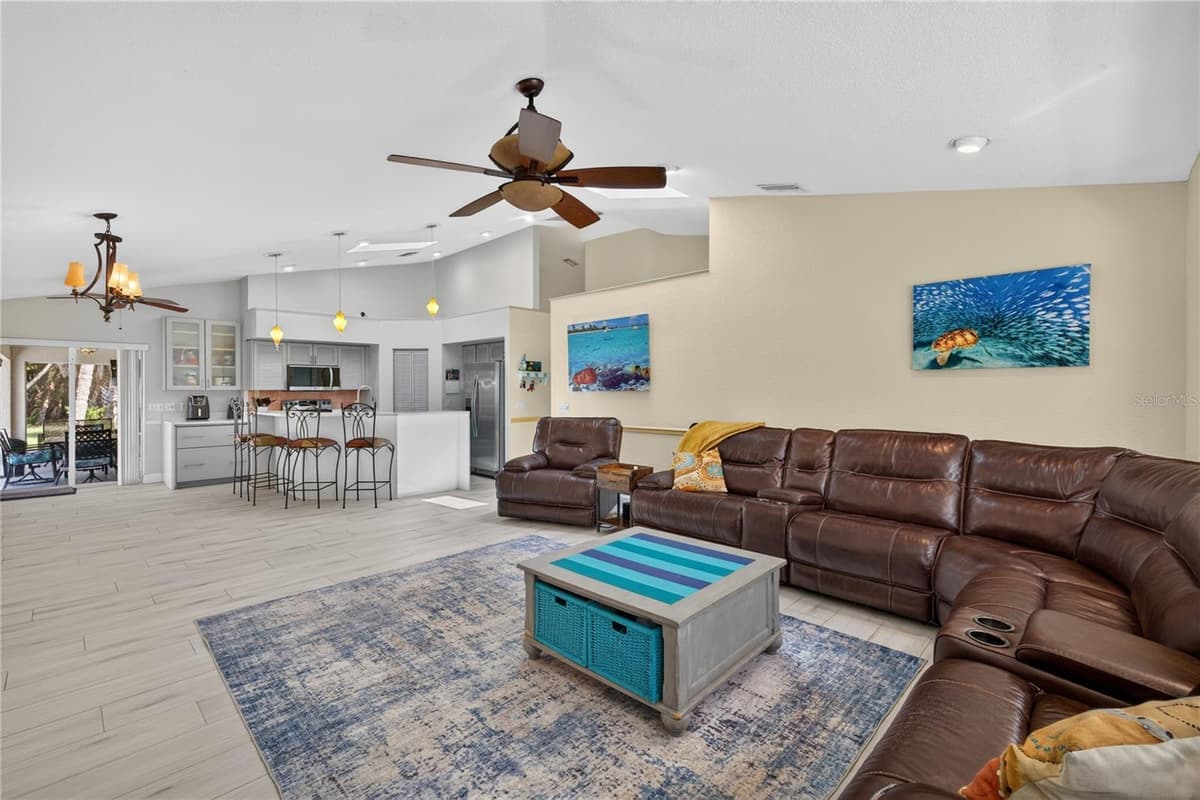 17368 NORSEMAN AVENUE — photo 14 of 41