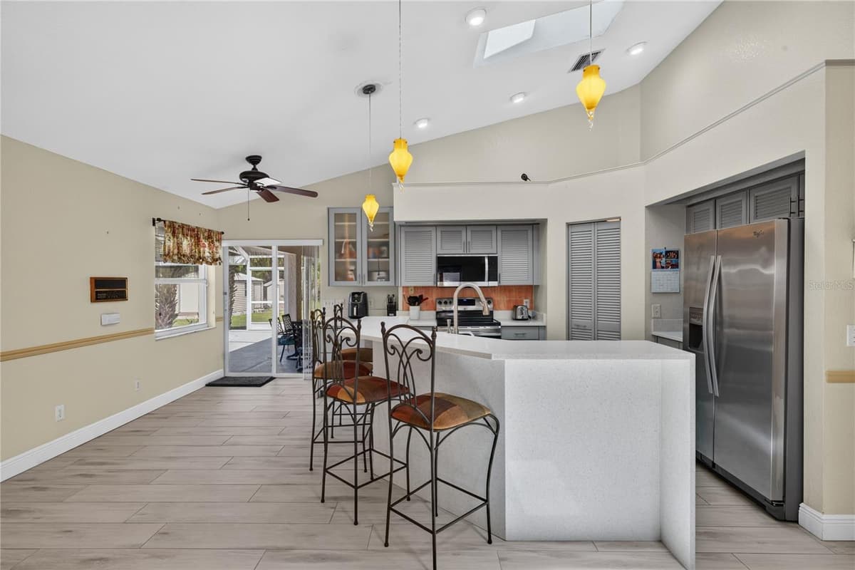 17368 NORSEMAN AVENUE — photo 16 of 41